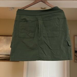 Athleta Olive Textured Skirt